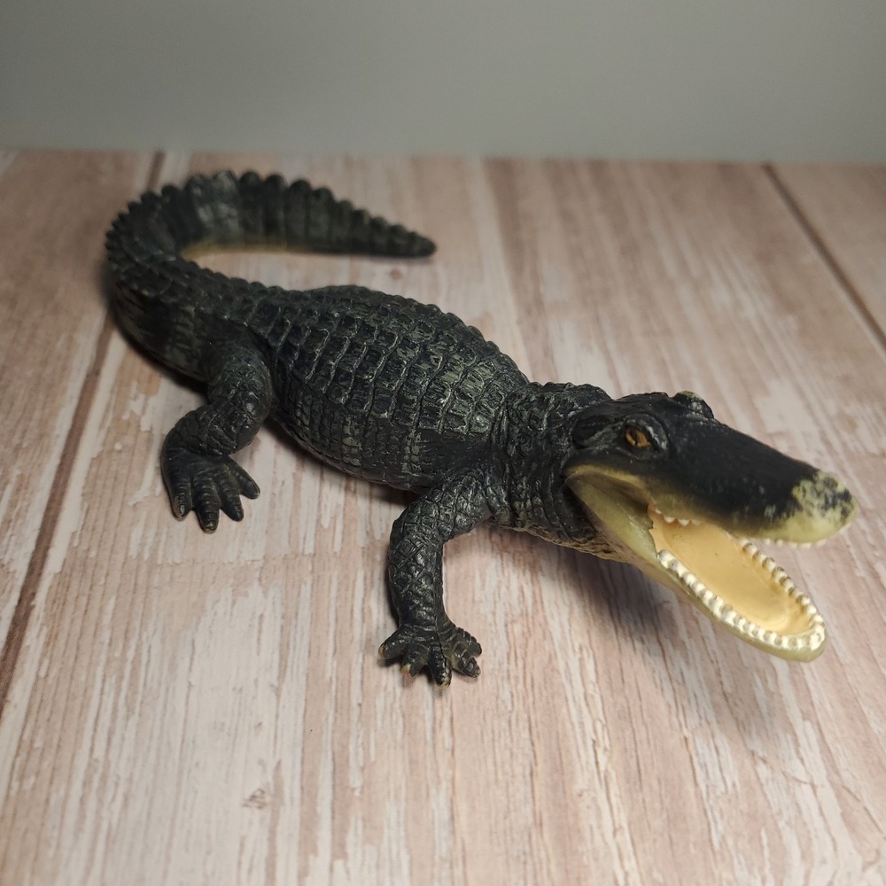 Vintage Safari Ltd Alligator Wildlife 6" Figure 1997